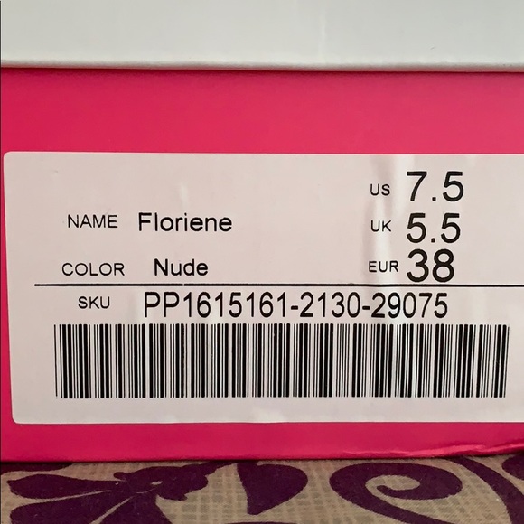 Shoes - Picture 3 of 4